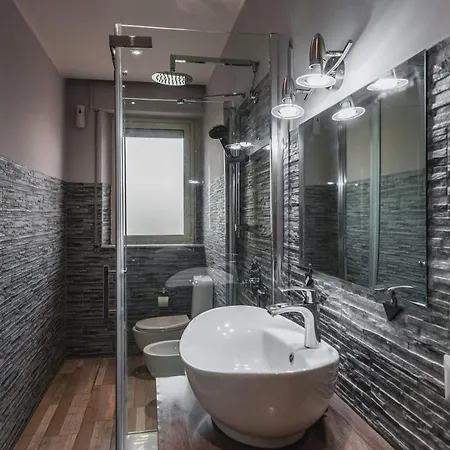 Leonardo 5 House By Wonderful Italy *